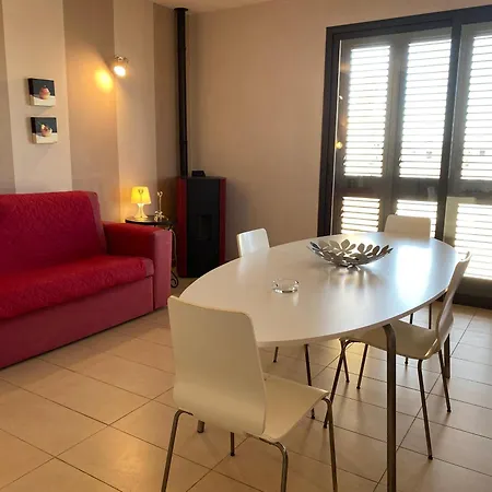 Apartment Case Di